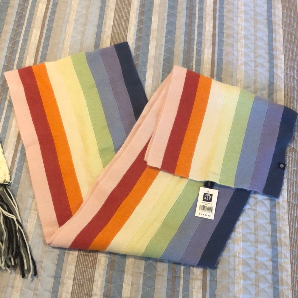 Two scarfs never used with tags